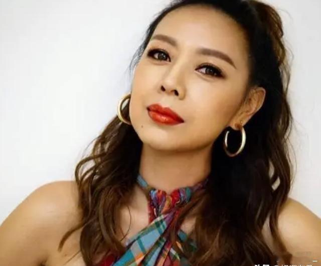 伺候瘫痪母亲10年又为重病女儿退圈，47岁TVB女星钟丽淇突发重病进ICU，硬扛半生还是倒下了 ​
