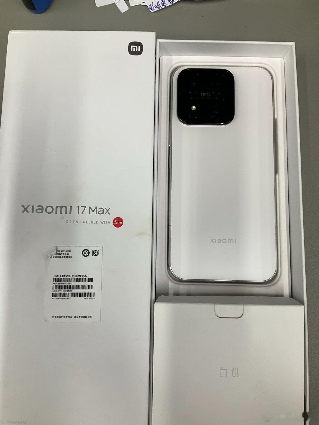 小米17Max 12+512G 白
电池效率100 成色99新 在保27/07/21
4299 ​