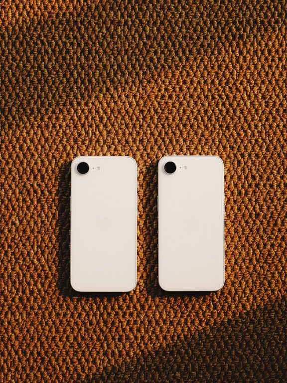iPhone 17e + 16e 烧心组合