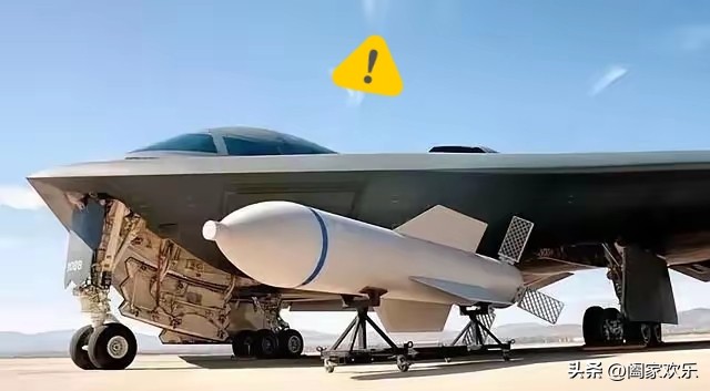 美国媒体爆出了一个猛料，那就是美国正在计划使用“炸弹之母”大型空爆炸弹，对伊朗的核设施进行打击。

但“炸弹之母”打伊朗核设施，这件事从一开始就透着荒唐。

CNN的报道说得很清楚，多名美方官员透露，特朗普已下令军方制定打击方案，目标包括伊朗“大量能源基础设施”以及核设施，MOAB是选项之一。可了解