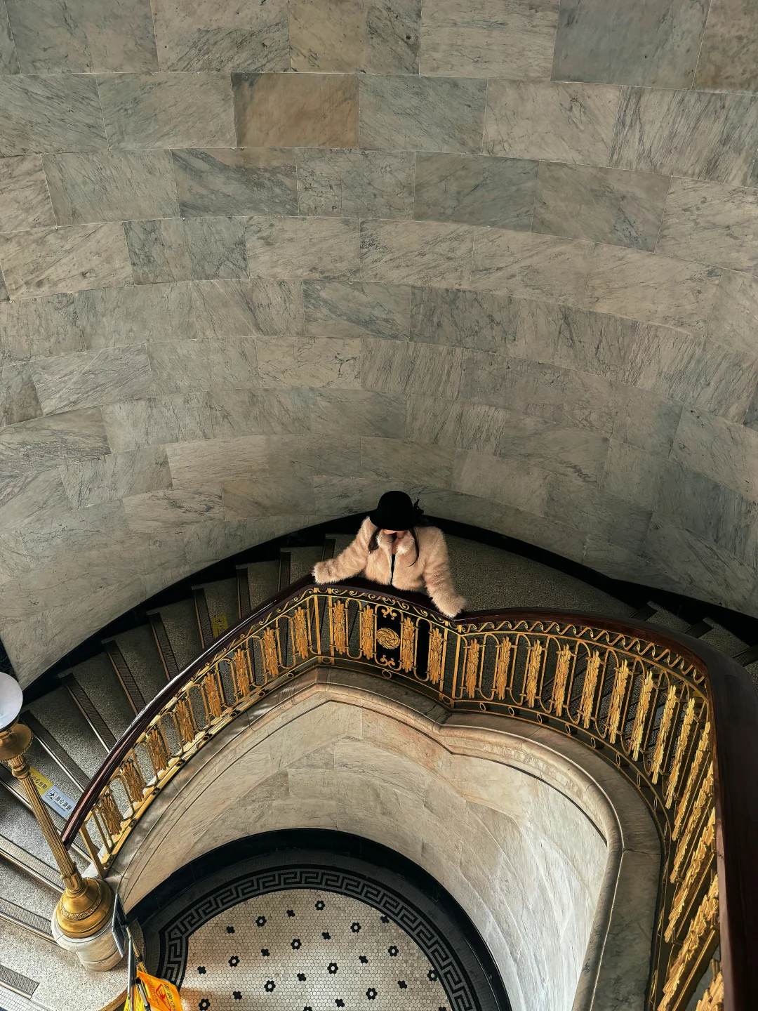 苏州河citywalk，宝格丽附近这家咖啡好chill