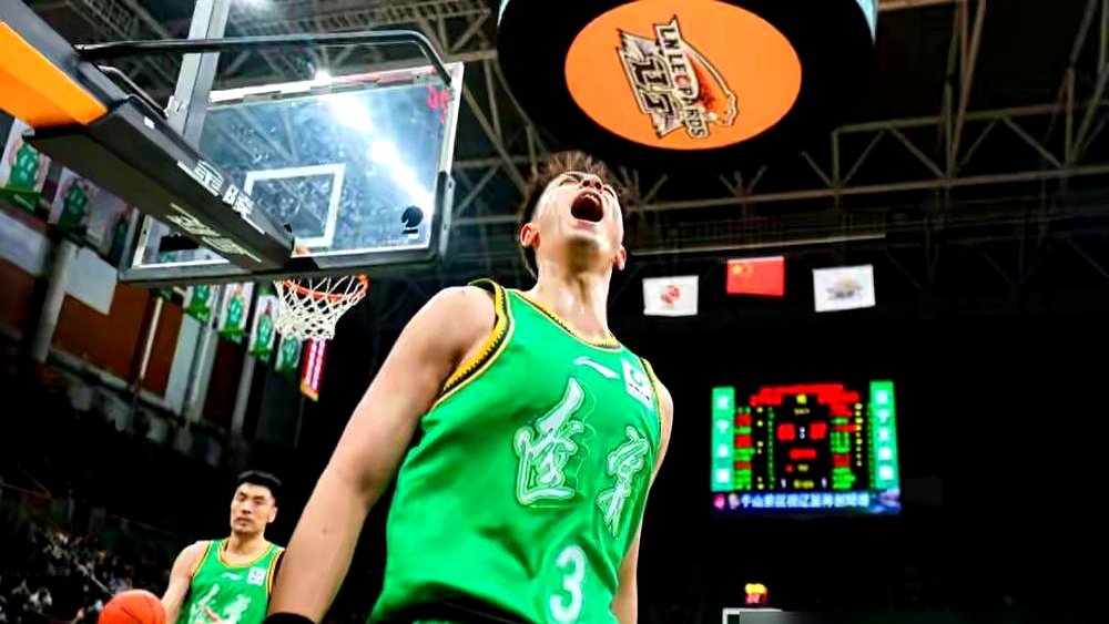 季后赛牌桌上，有人算计怎么躲，有人盘算怎么赢。    辽宁男篮，创下近...