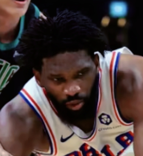 恩比德爆发，76人113-97凯尔特人扳回一局，比分来到2-3！恩比德...