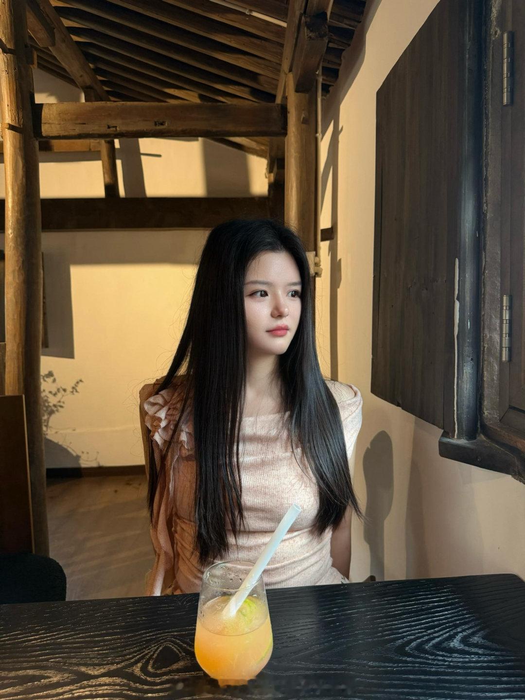 “幸福的秘诀是 拥有苹果时 只在意苹果” ​