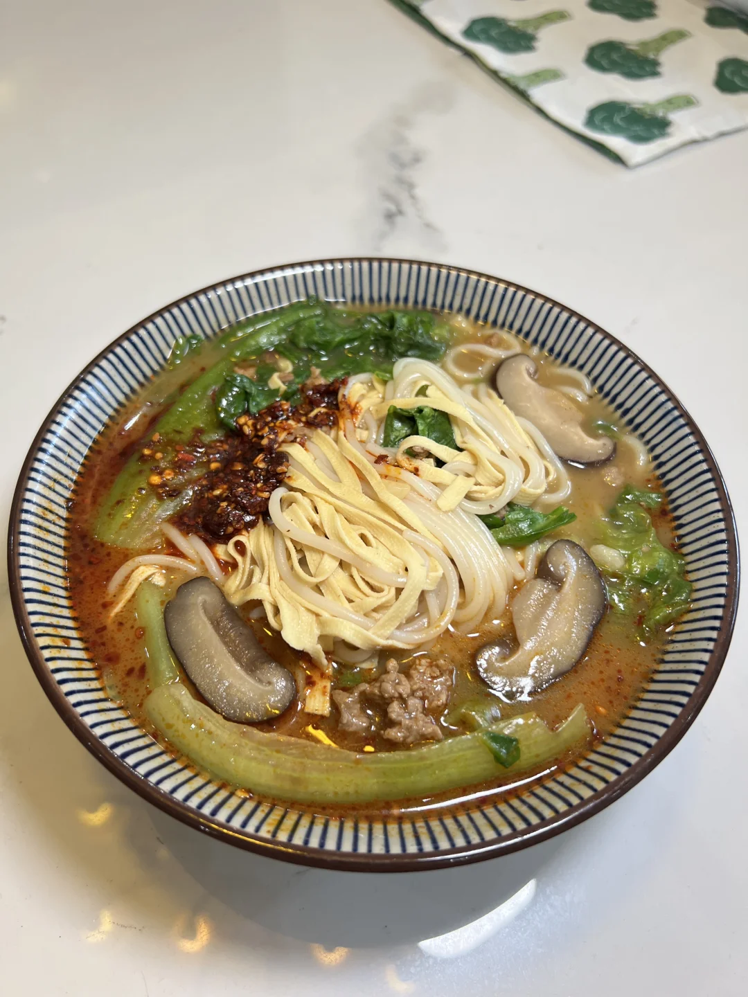 家庭版小锅米粉终于安排了🍜