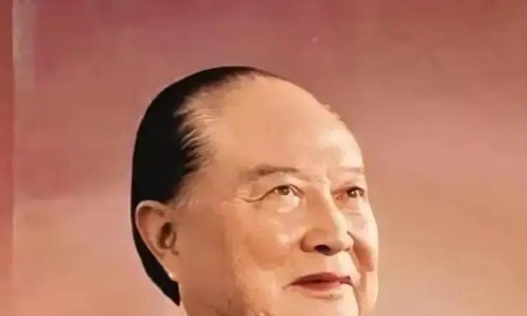 汪道涵60岁那年，汪雨出生。汪家最小的儿子，上面有哥有姐。1975年的上海，这个家庭什么分量，不用多说。

公众人物最难摆脱的，有时不是一个头衔，而是媒体反复讲述的那套故事。汪雨曾在电视上表示自己不是京城四少，后来又强调不喜欢这类浮华称呼，可谈到他，娱乐报道仍常从恋情和婚姻说起。

2002年2月，
