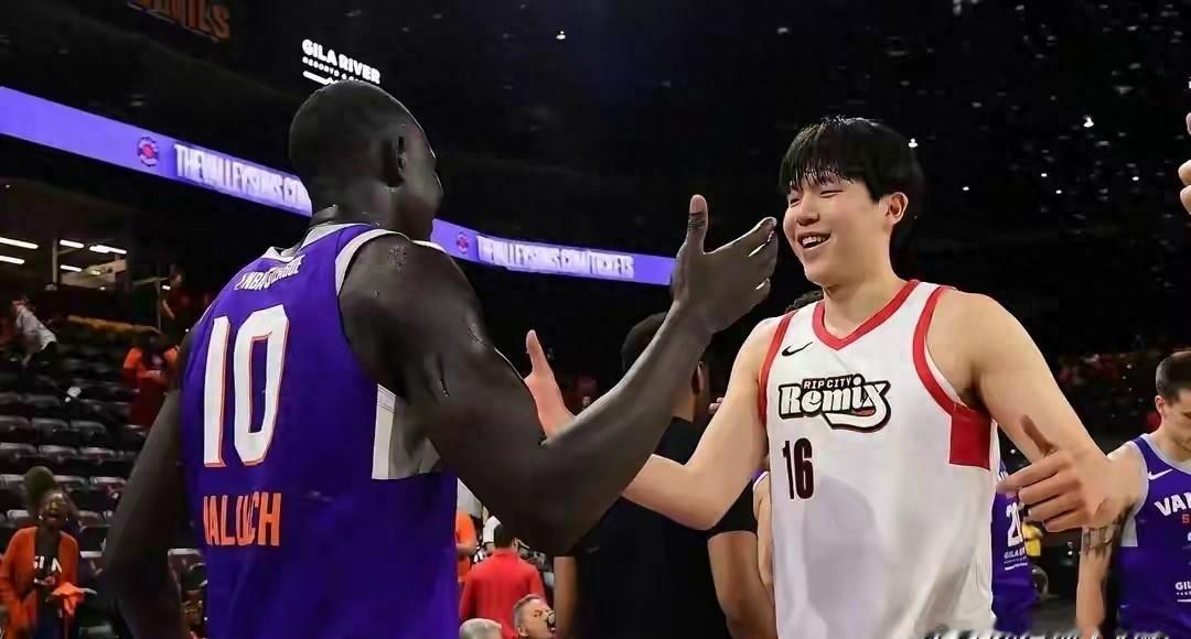 别拿考沃德 马鲁阿奇踩杨瀚森！不是没实力，是开拓者压根不给机会