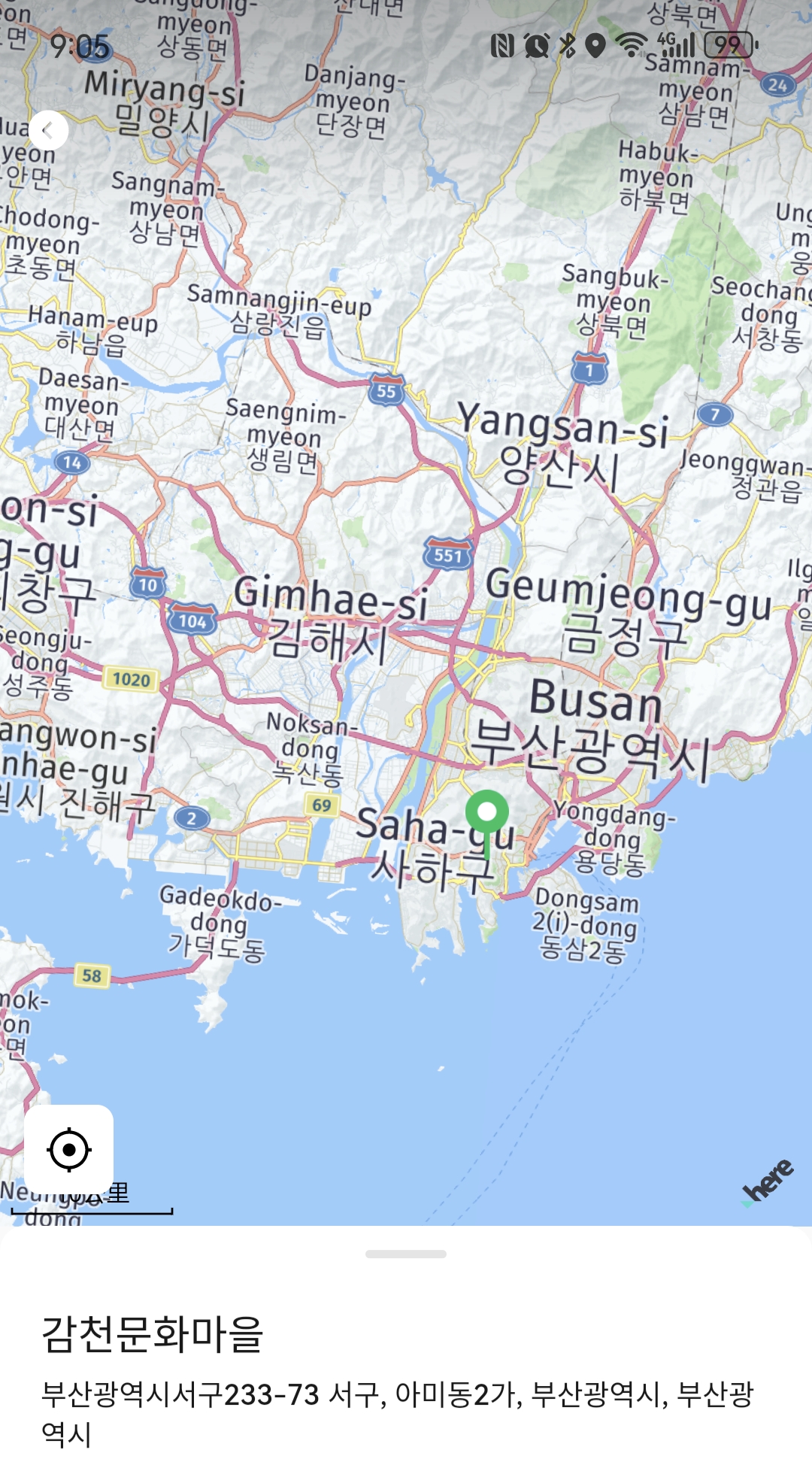 韩国釜山，好大的城中村，花花绿绿的杂乱无章，毫无规划设计的美感
