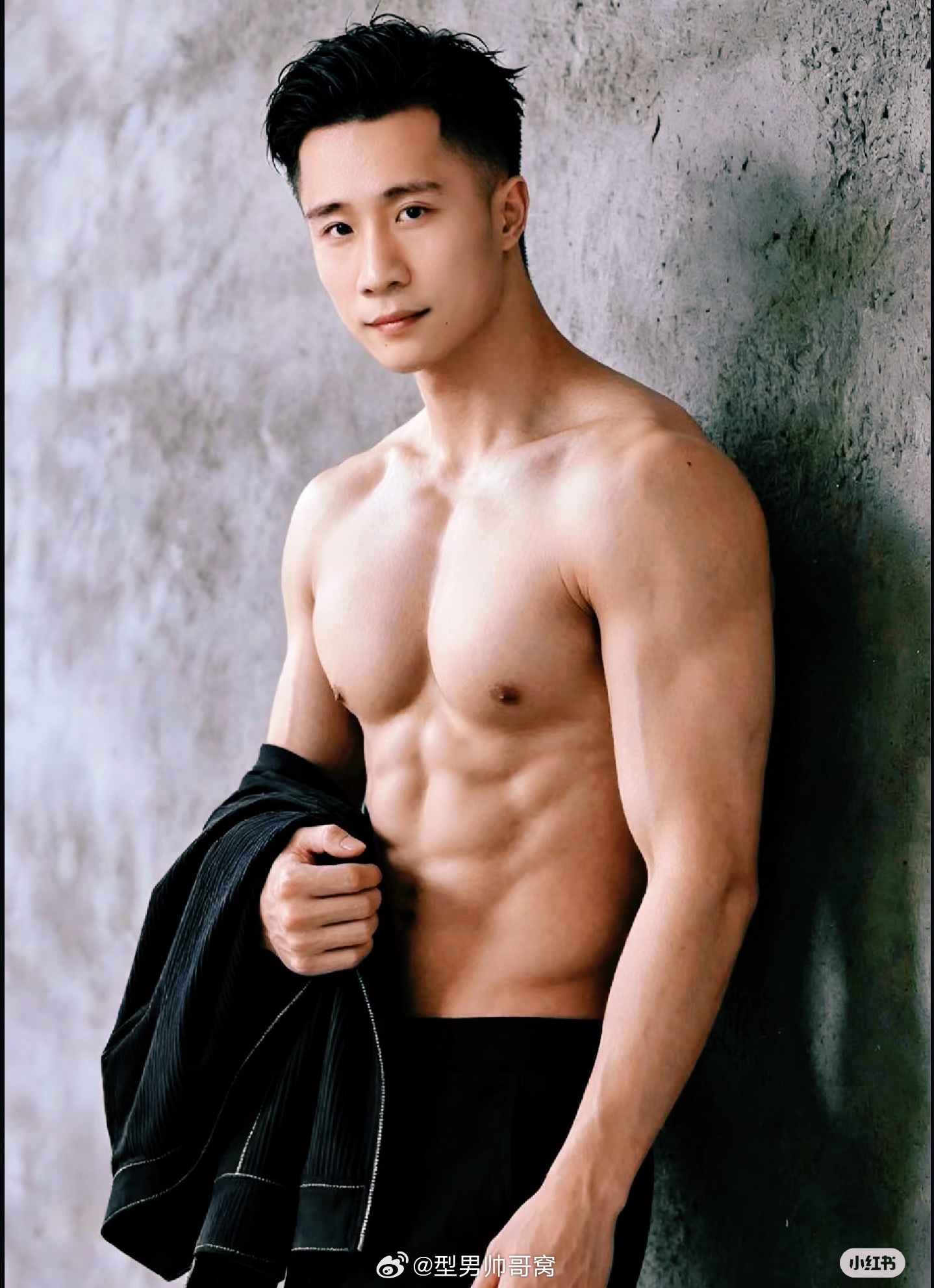 型男帅哥窝[超话]  肌肉型男 ​​​