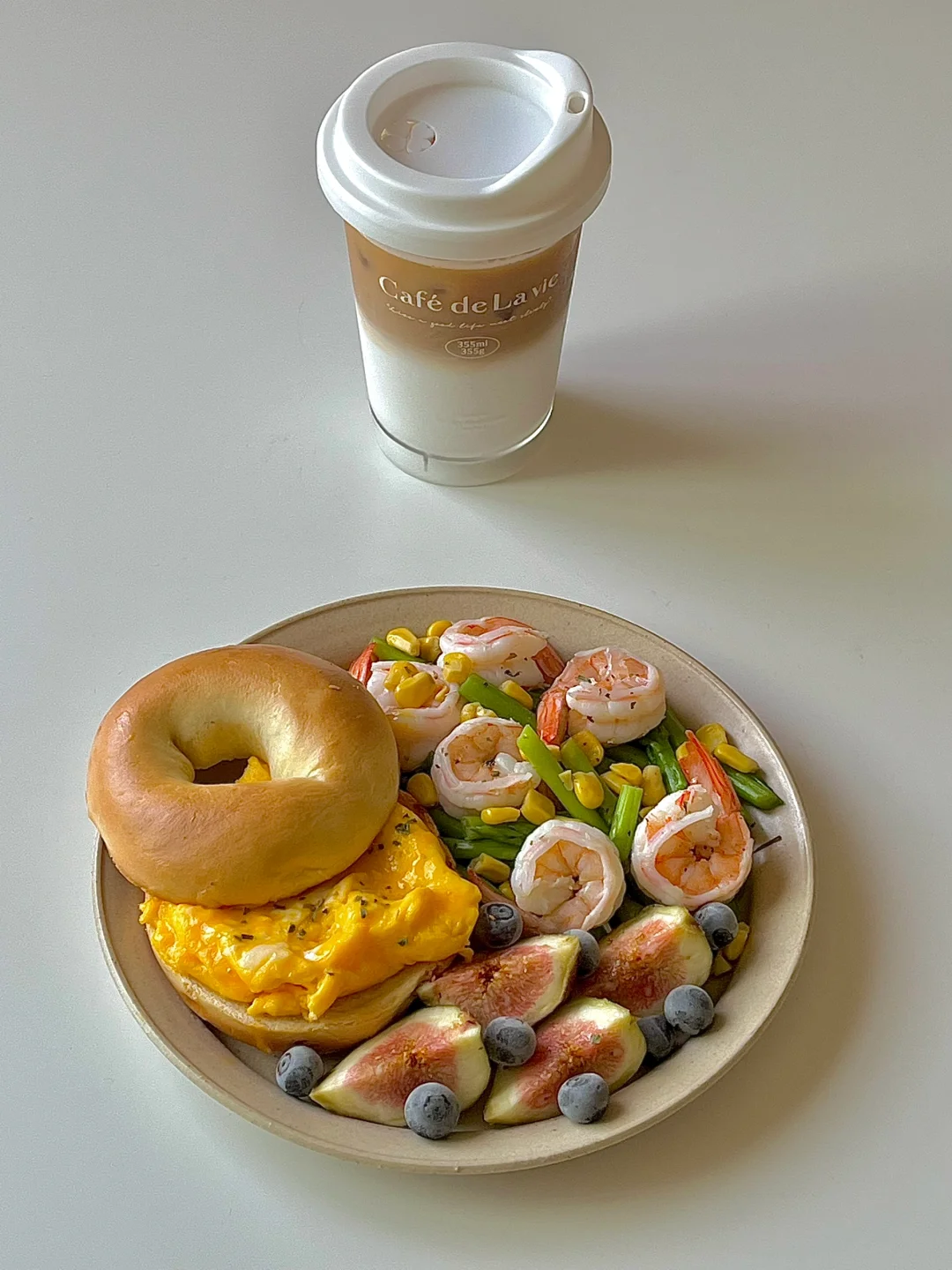 ☀️工作日早餐｜贝果滑蛋🥯芦笋虾仁玉米沙拉