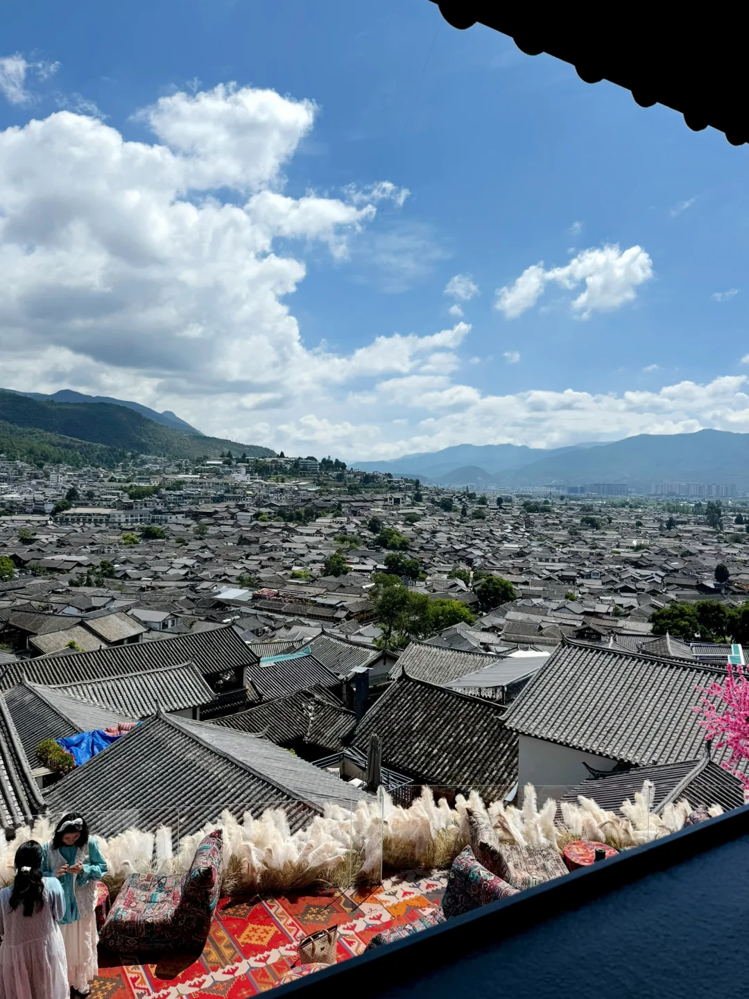 丽江山顶观景咖啡山咖咖