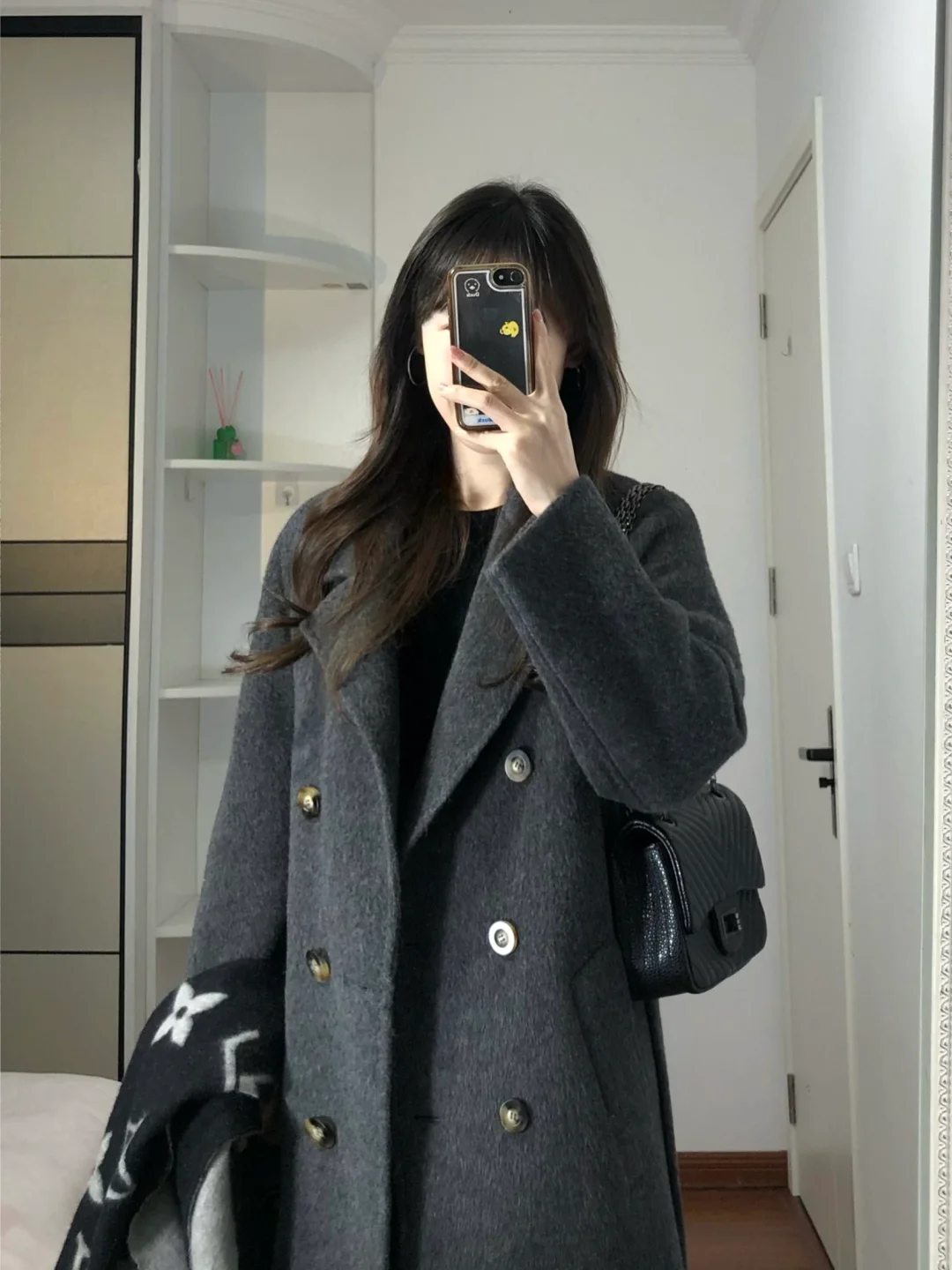 今年第一年灰色大衣