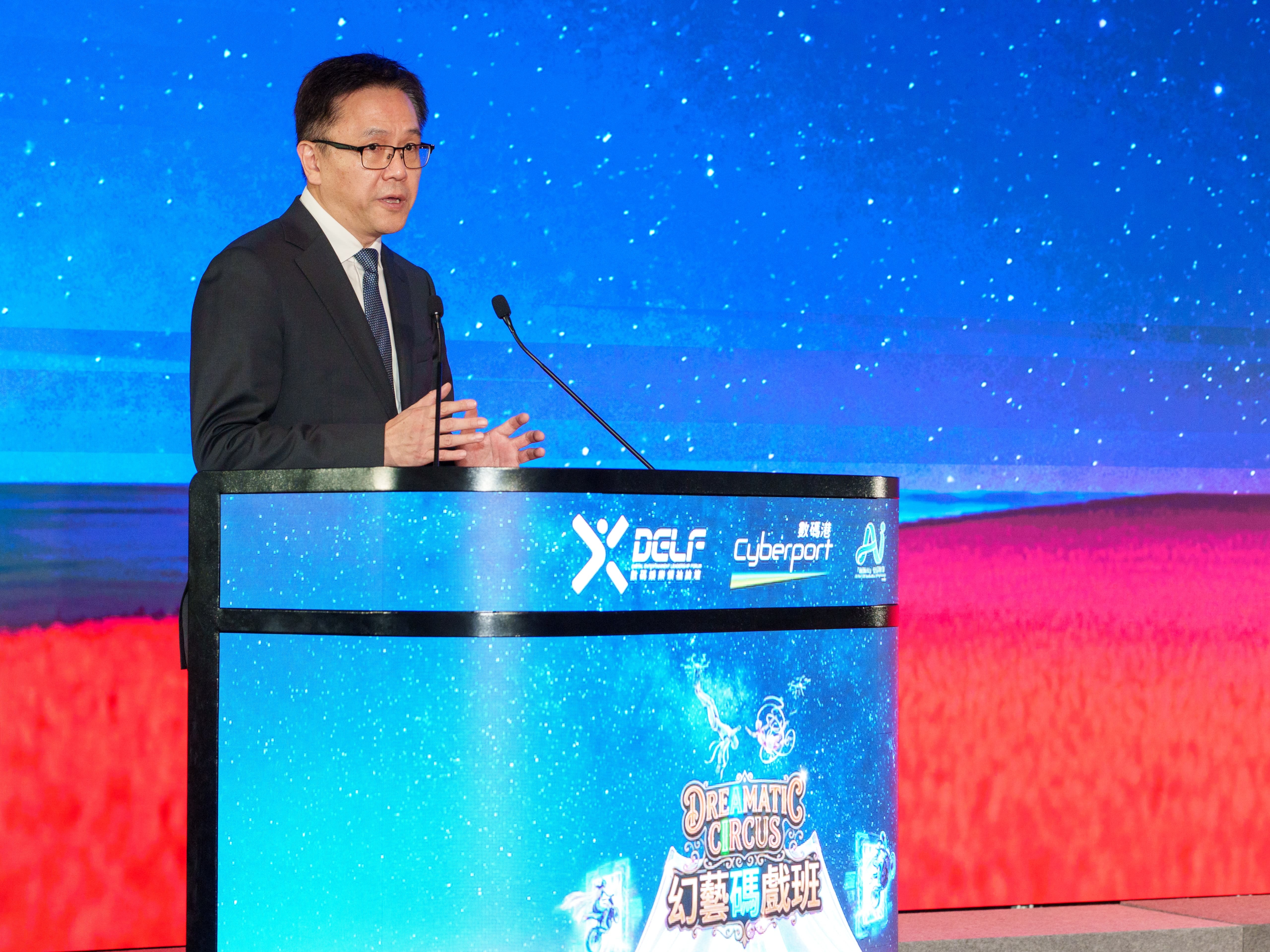 【葛珮帆 │ 2026數碼娛樂領袖論壇　擁抱「AI+」時代　點燃香港創意】

早前出席由數碼港主辦的「2026數碼娛樂領袖論壇」（DELF 2026）開幕禮。今屆論壇以「幻藝碼戲班」為主題，匯聚本地、內地及海外科技、娛樂和創意產業領袖，共同探討代理式人工智能如何重塑娛樂產業，讓AI成為創作者的合作夥伴。

 ​