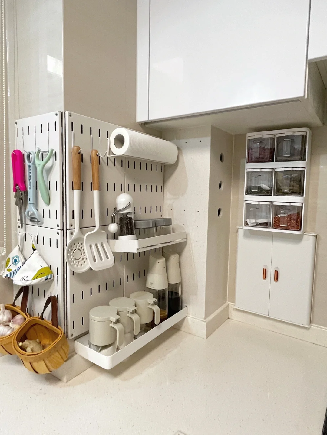 婆婆说墙上怎么有个小门｜看看我的厨房收纳！