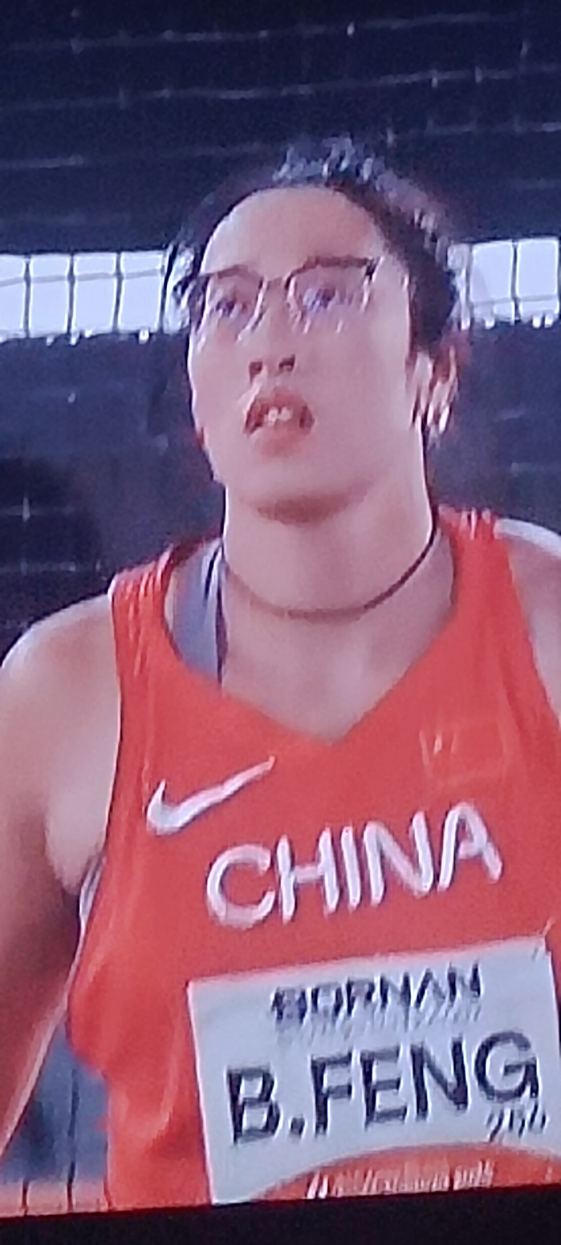 包揽金银！冯彬、姜志超统治亚运女子铁饼赛场
 
2026爱知·名古屋亚运会田径赛场，女子铁饼决赛上演中国选手队内对决，中国队派出冯彬、姜志超两位选手出战。本届亚运会田径赛事从9月23日持续至29日，两位选手顺利闯进女子铁饼决赛。
 
女子铁饼决赛每名选手拥有6次试投机会，最终选取六投当中的最佳成绩定