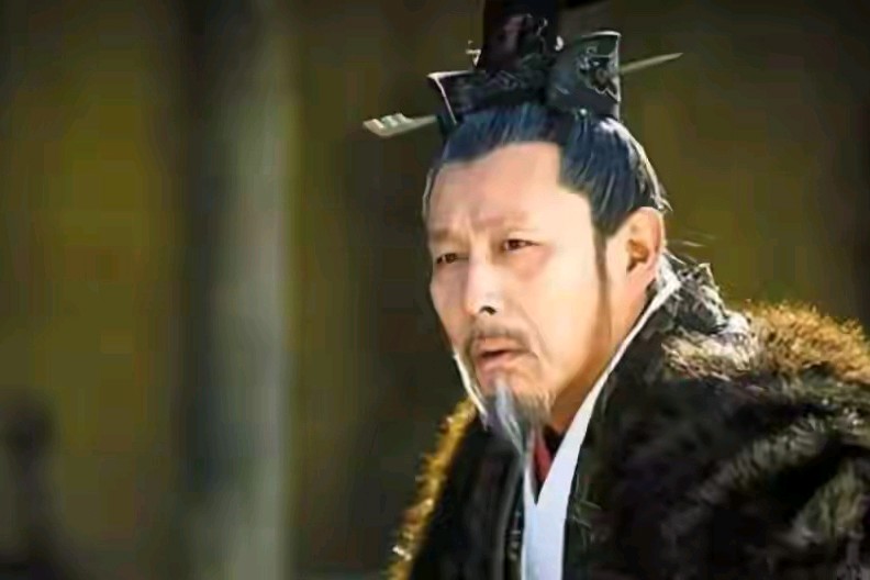 读懂刘邦五个字！所谓怜惜韩信，全是顶级帝王演技
 
两千年世人都误解了刘邦，以为他对韩信的死满心惋惜、心存愧疚。
 
殊不知《史记》记载的且喜且怜之，早已揭穿所有伪装。
核心关键就在于顺序：先喜、后怜，先除心腹大患，再演君臣情义。
 
喜，是刘邦最真实的本心。
韩信战功震主、威望滔天，手握超强军事实