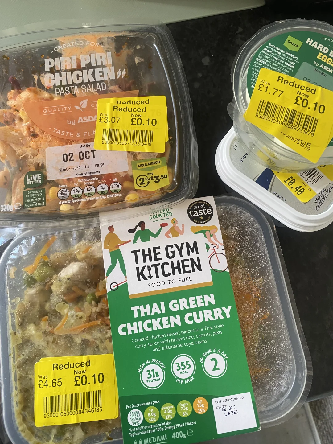 邻居在 Asda 工作。但是经常吃这些好像对身体不好！
