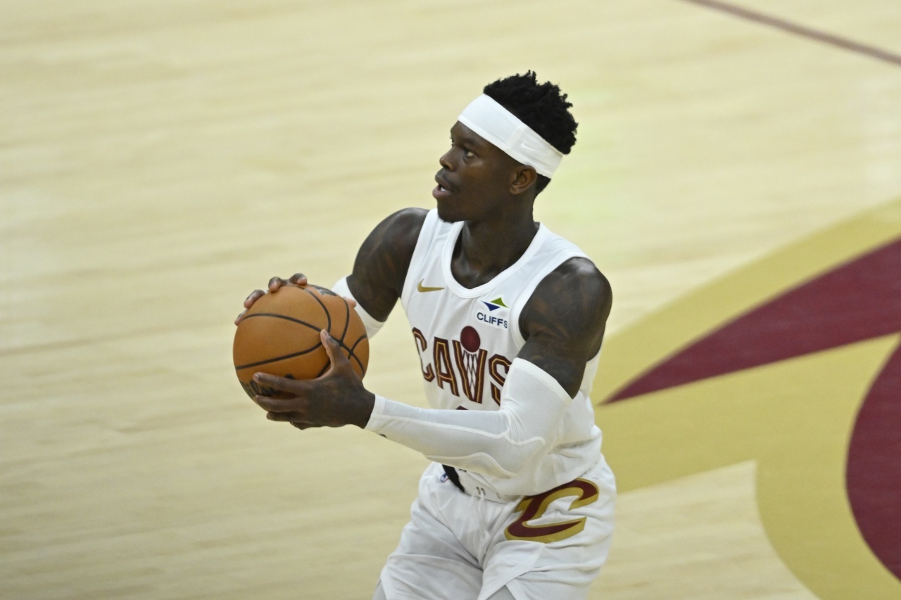 据报道，骑士后卫施罗德很可能在近期被交易，这将是他NBA生涯效力的第1...