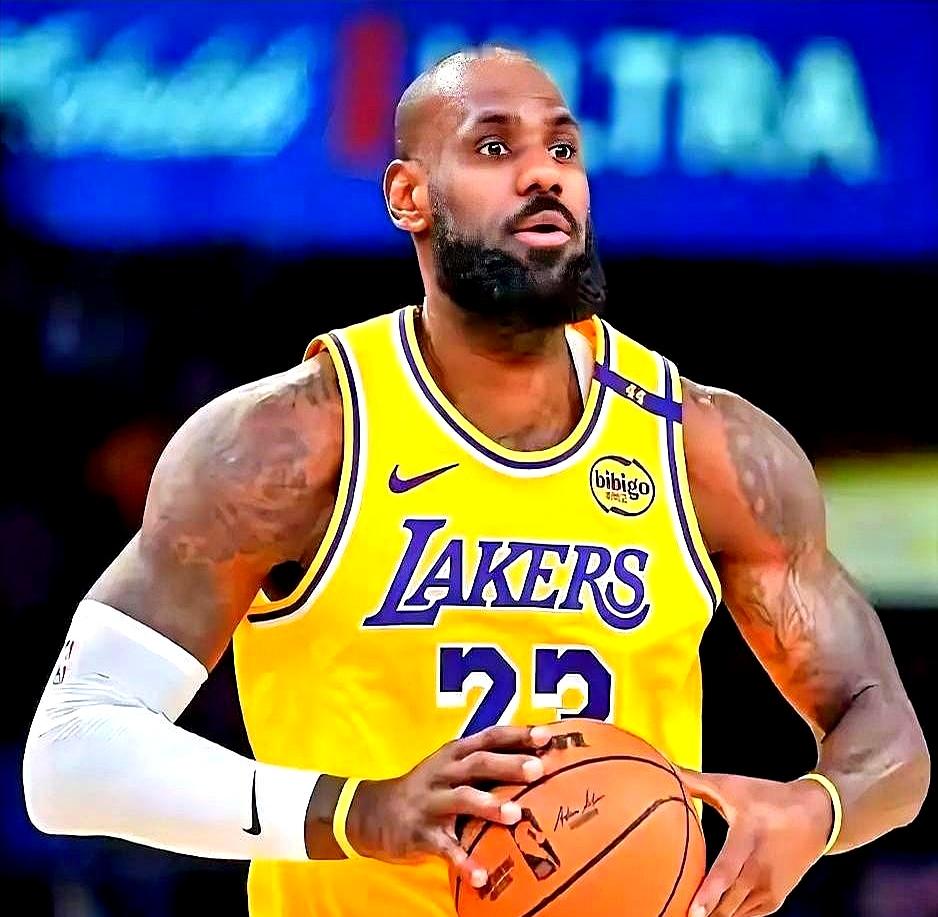 赢球有时候靠的不是谁最猛，而是谁最稳。    火箭队这场球输得太憋屈了...