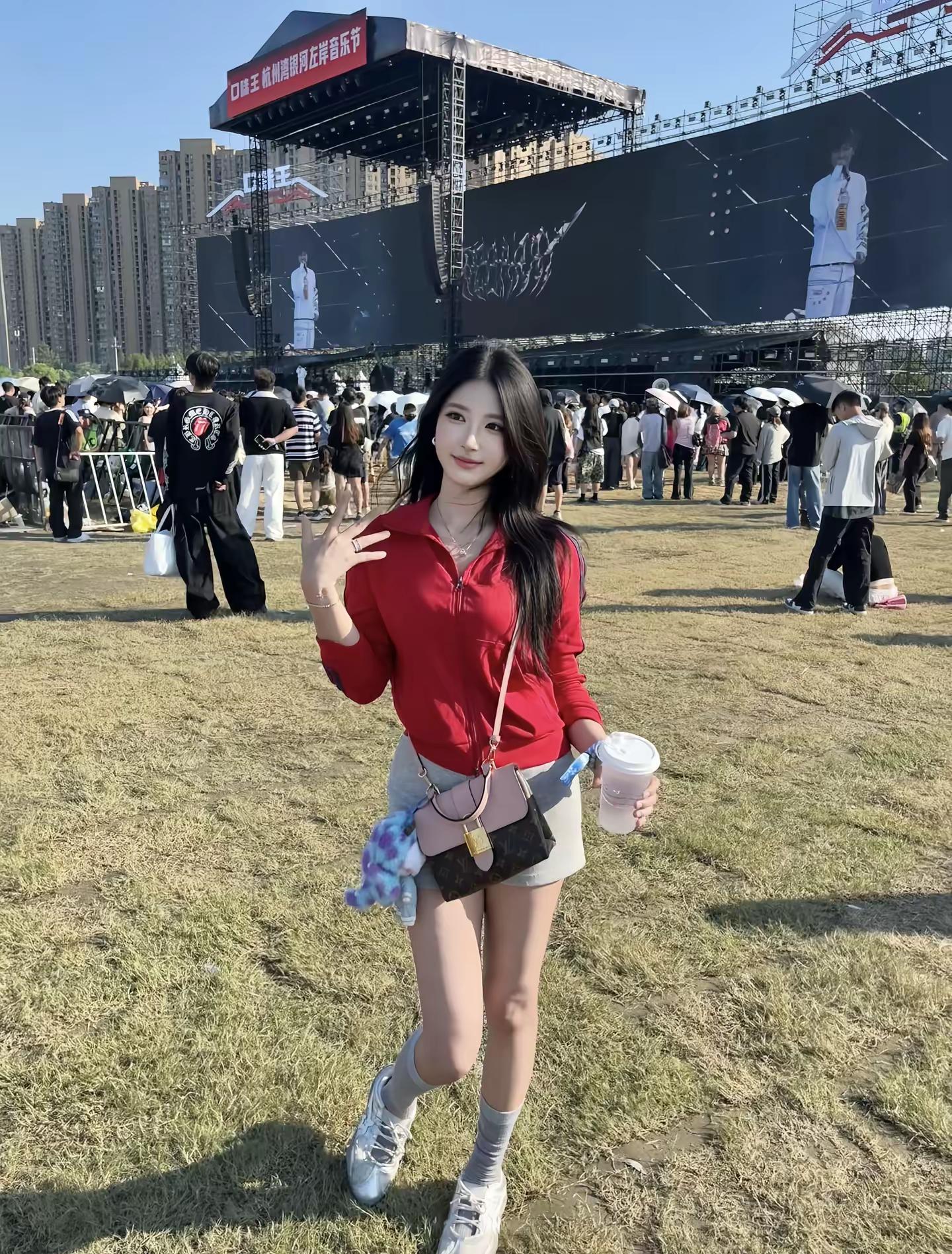 这是本世纪的第一个夏天 也是我和你的第一个夏天inmyfeelings