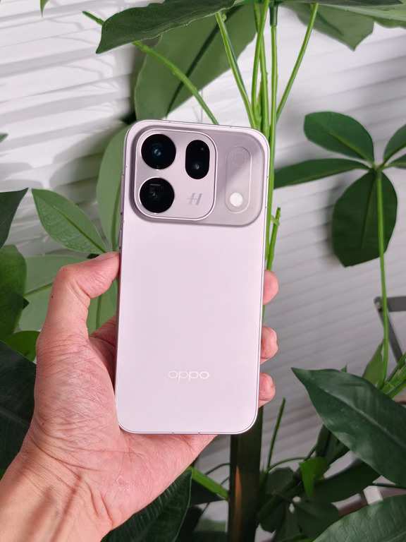 OPPOFindX10初体验报告：从拍到修一步到位