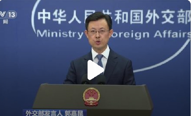 越南对西沙主权说三道四，外交部强硬回应，底线绝不动摇
外交部：越南无权对西沙建设说三道四
 近日，越南方面就西沙群岛主权以及中方岛礁建设发表不当言论，对此，我国外交部作出清晰有力的回应，再次亮明中国的坚定立场。
 
西沙群岛自古以来就是中国的固有领土，有着充分的历史和法理依据，中国对西沙群岛及其