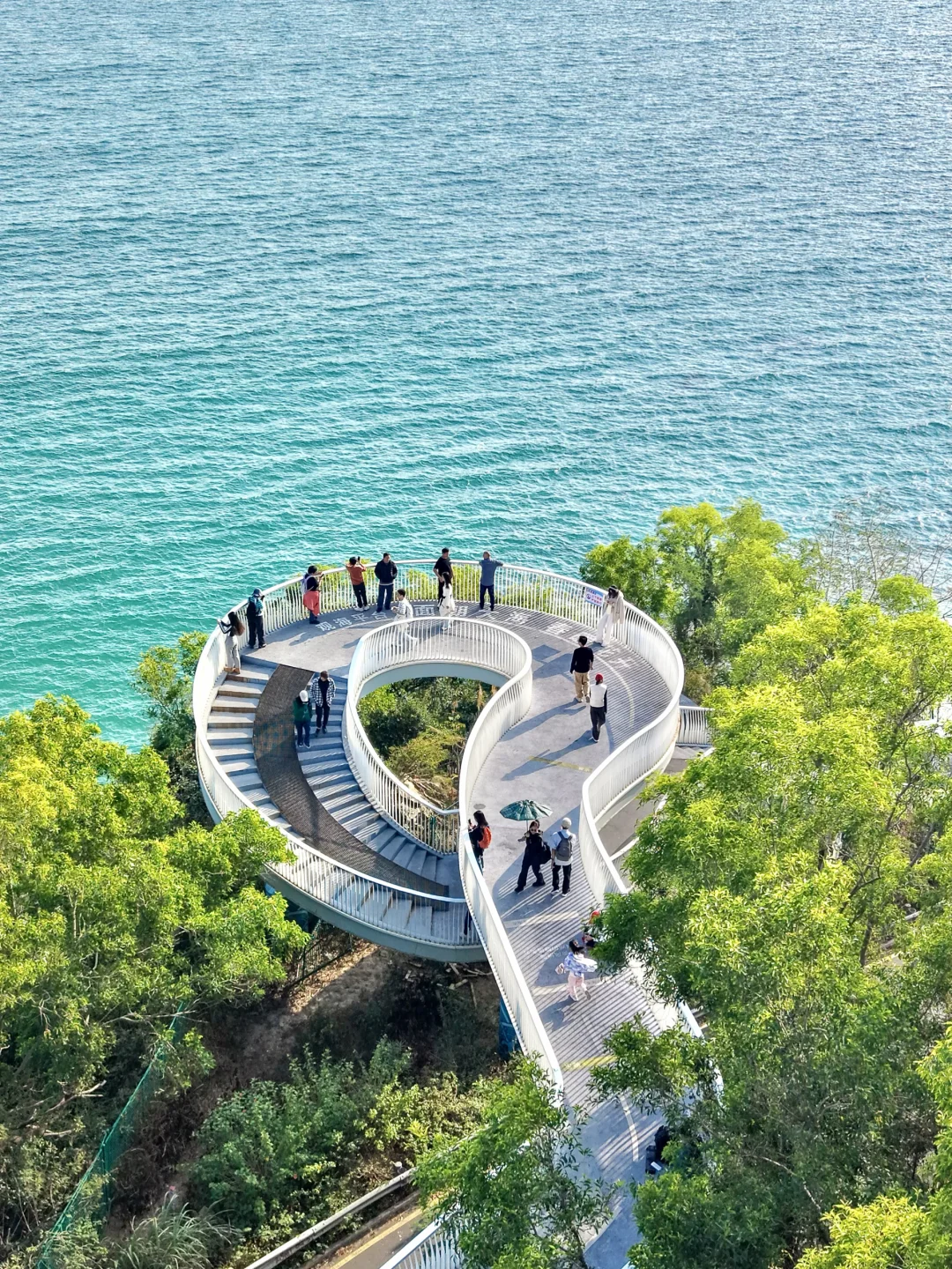 比起深圳湾公园，我更喜欢这条徒步绿道