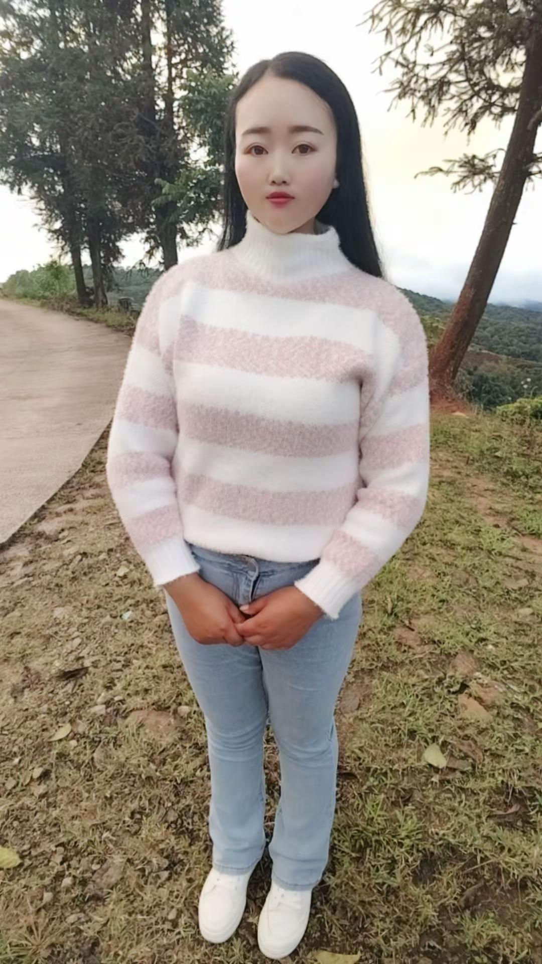 <p>紧身牛仔裤 微胖女生 单身小姐姐 <!--{img:0}--><...