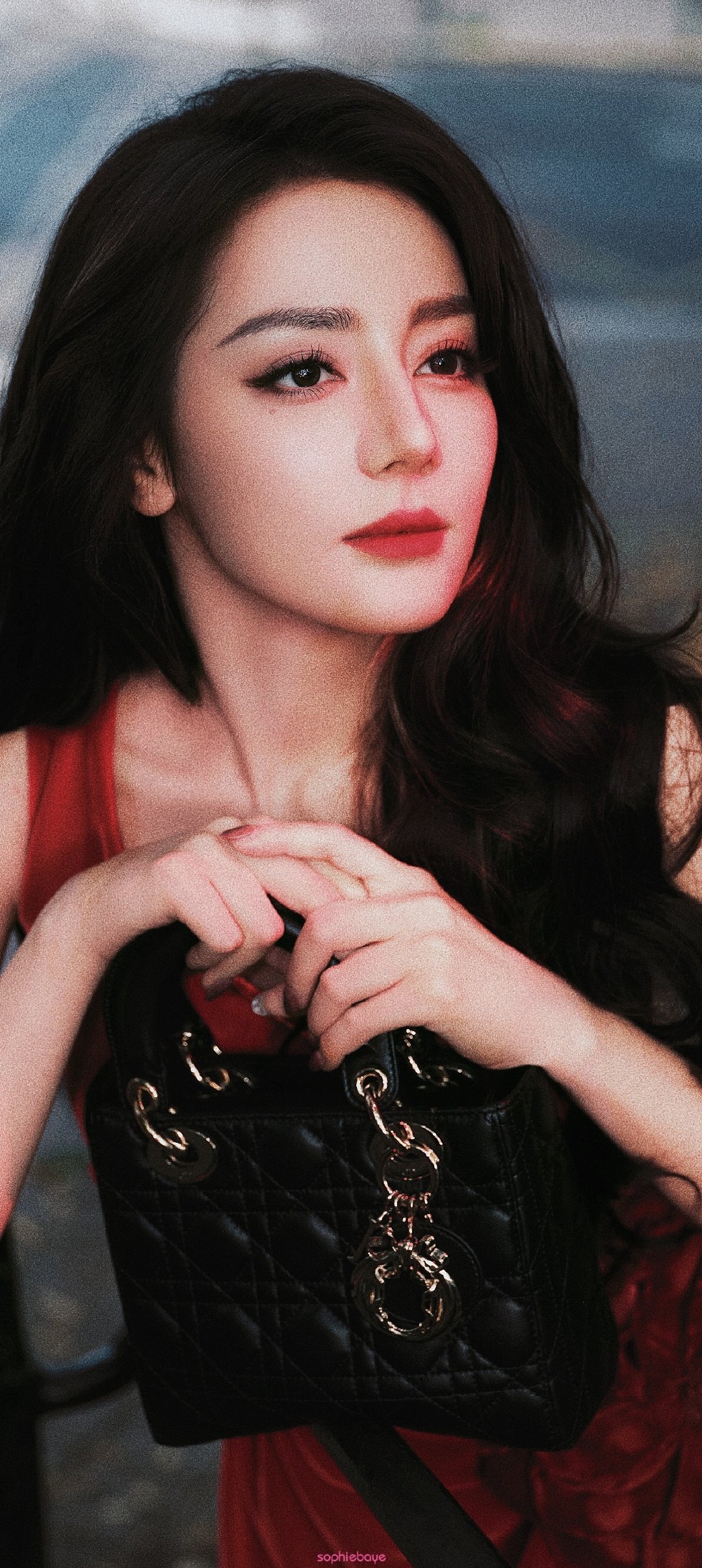 #多家外媒分享迪丽热巴Dior大使# 
❤️🤎🖤
#被迪丽热巴李昀锐谷爱凌颜值闪瞎# ​