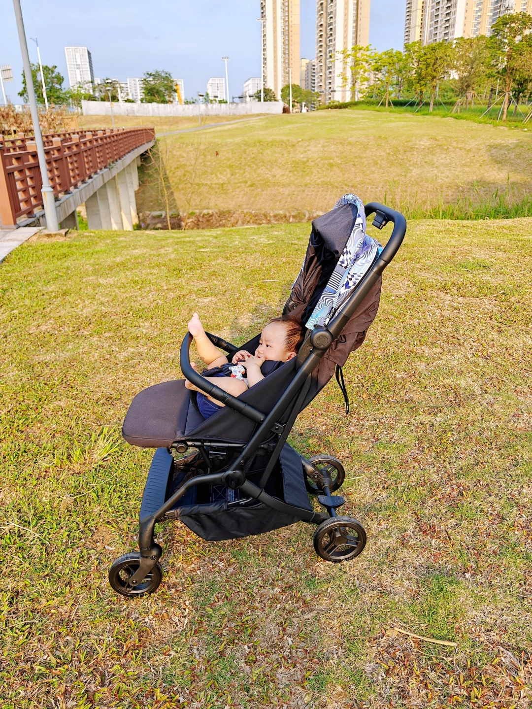 看了眼科医生才知道 户外2小时我理解错了