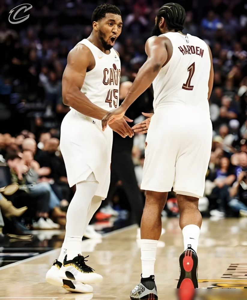 都说哈登一到季后赛就软，2比0领先被追平就只会摊手？你怕是不知道，他当...