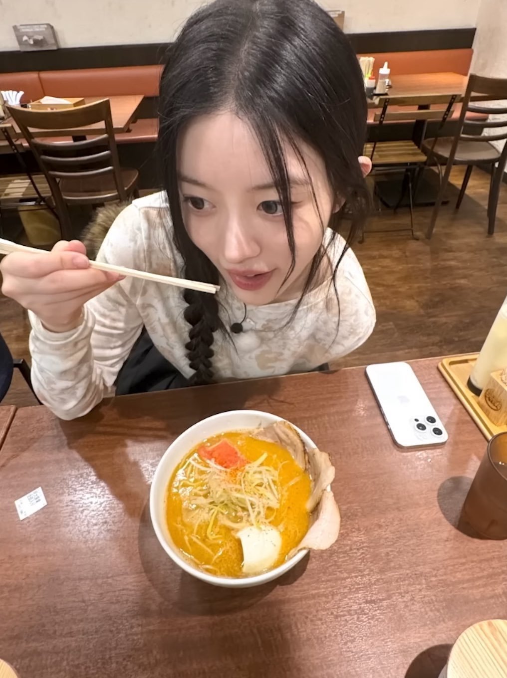 李/相/沅×朴/敏/珠
联谊对象和我约会只为了吃 ​