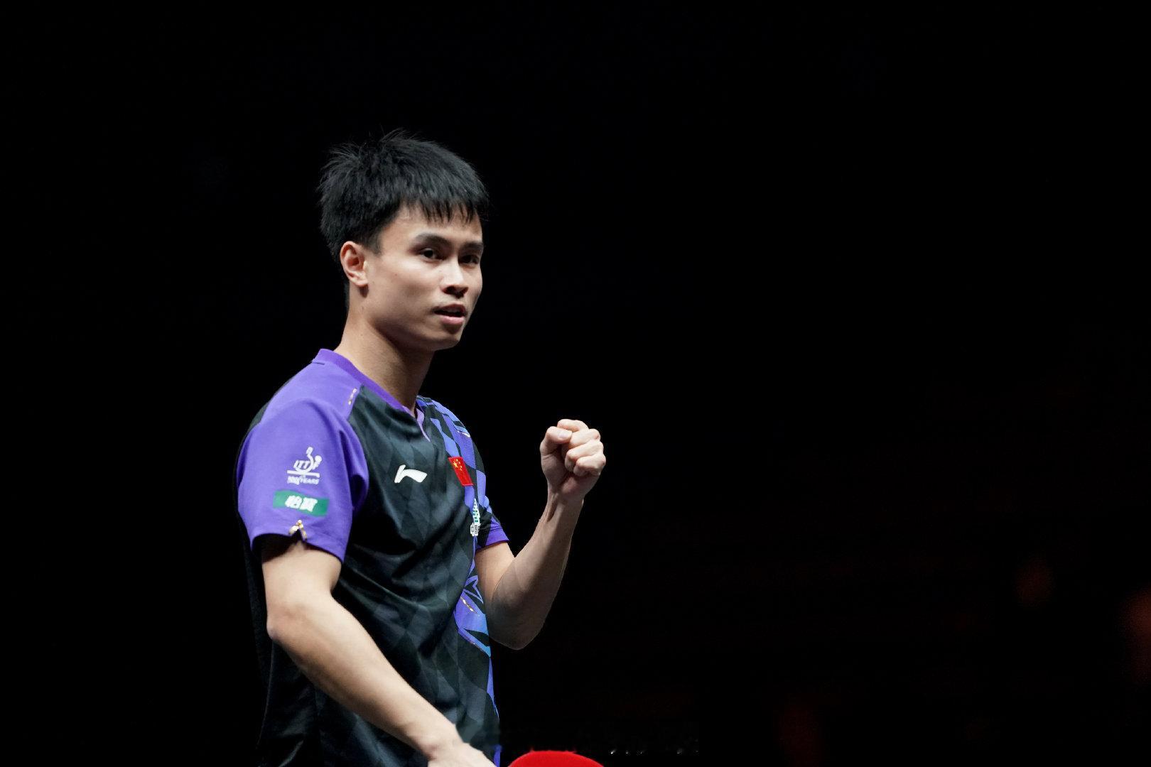 #WTT中国大满贯2026# 

男单半决赛
松岛辉空(JPN)4-2周启豪(CHN)【11-6，11-9，10-12，7-11，11-7，11-5】 ​​​​