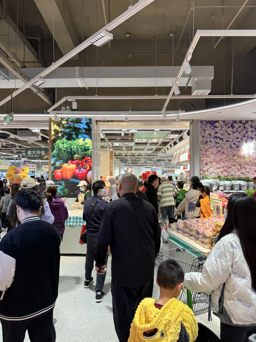 旺佳旺超市吾悦店开业 海口的人流都在这了