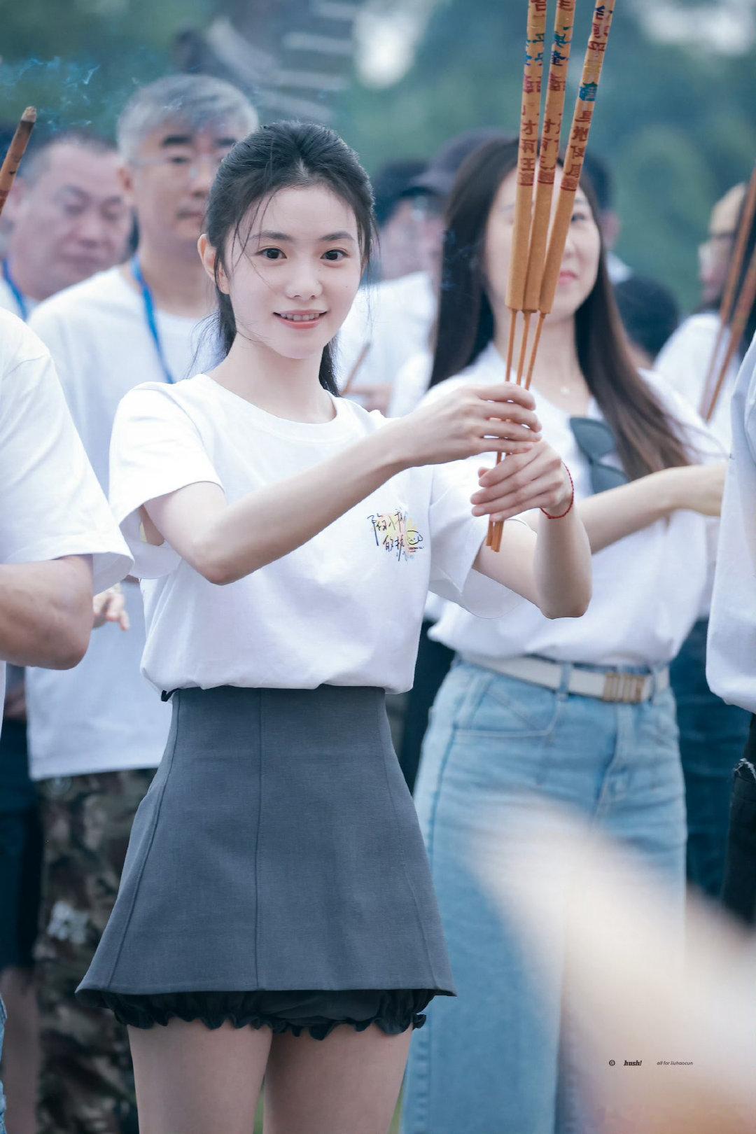 #刘浩存[超话]# 宝宝你超棒的    站姐的图站姐在这[打call] ​