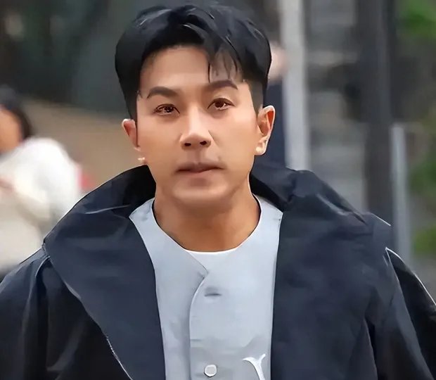 刘恺威公开恋情仅2小时，父亲再谈儿子女友，没给杨幂留一丝体面 ​