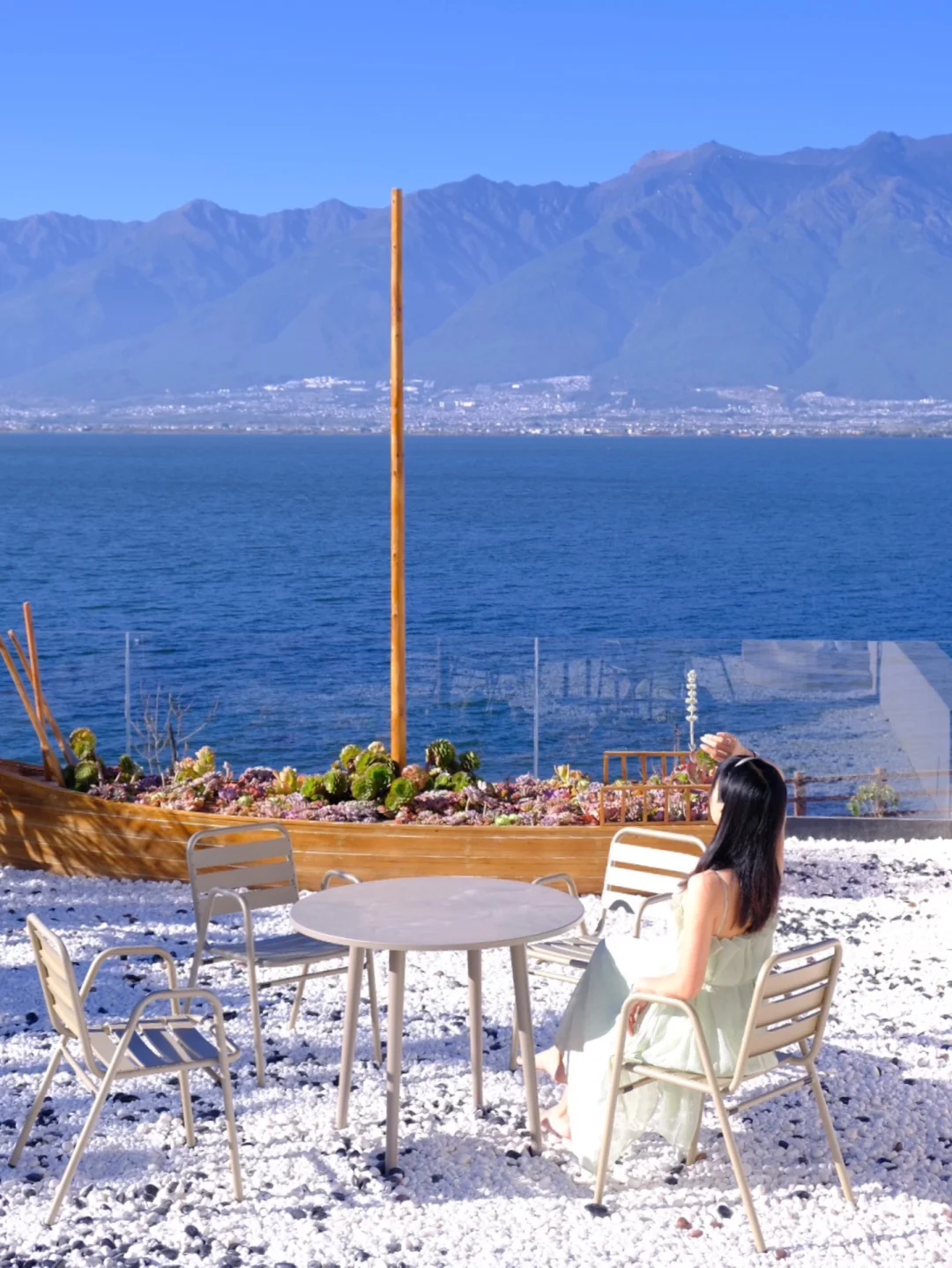 这家大理民宿✨仿佛住进了洱海边艺术馆