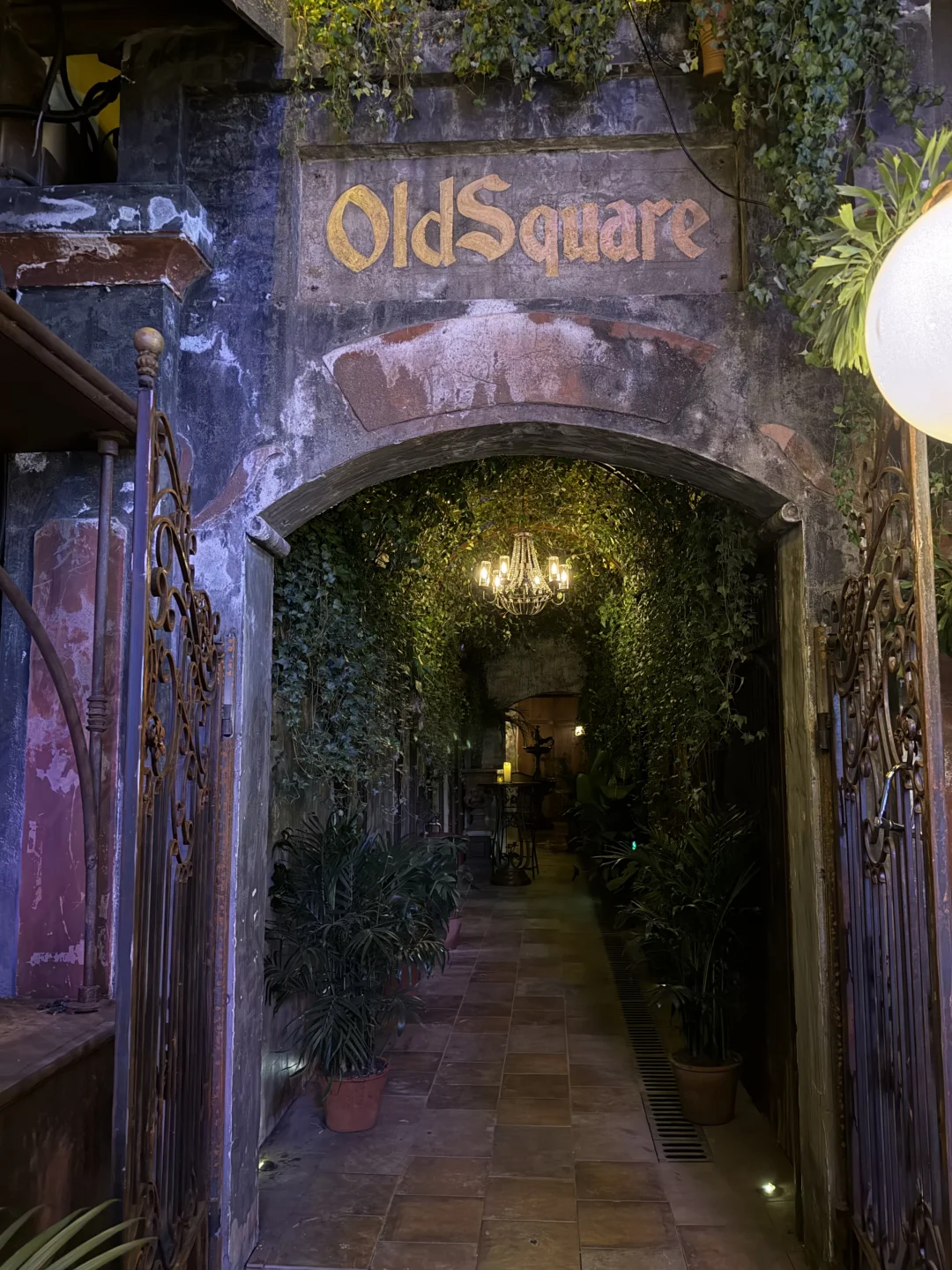 成都九眼桥附近！看到这个门记得进！！！！！！