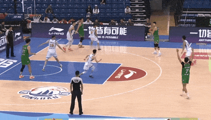 辽宁男篮夏联两连胜！李虎翼17分带队，段睿骐持续输出

CBA夏季联赛，辽宁80-72战胜广厦，收获连胜。

辽宁三人得分上双：李虎翼17分，段睿骐13分，付豪13分。这三人已经成为辽宁夏联最稳定的火力点——段睿骐今夏从四川转会辽宁后，连续两场得分上双；付豪在内线依旧稳健；李虎翼则在外线提供了持续输