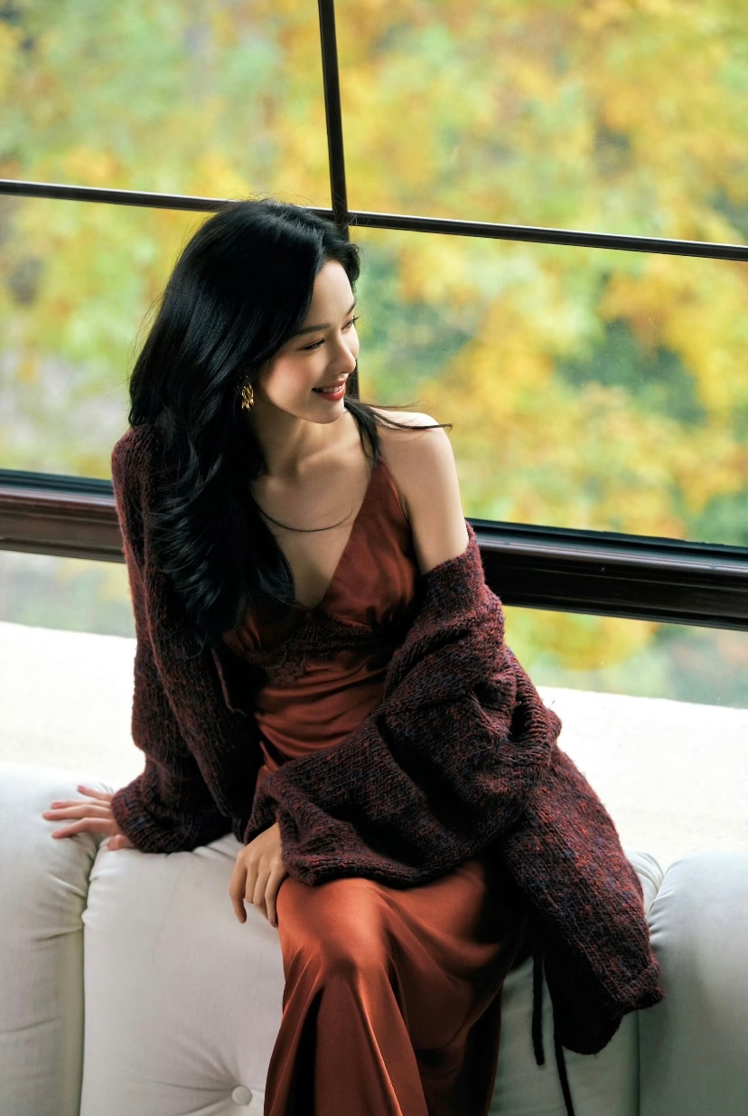 不知道，我兔的身材很曼妙
#陈都灵# ​