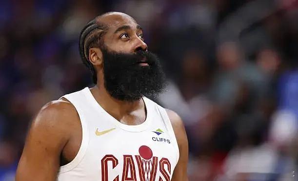 北京时间5月14日，在NBA东部季后赛G5焦点大战中，克利夫兰骑士客场...