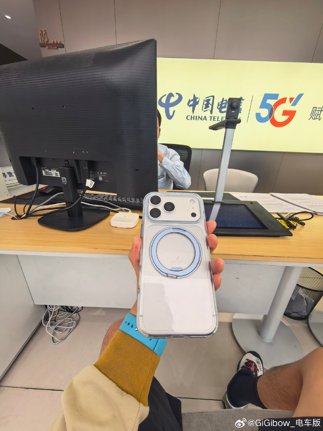 Duo感觉更适合来体验一下
还是不太实用
最近出门的多，还是换个Pro Max吧
今天来营业厅把Air的eSIM导过去

#iPhoneDuo溢价从5.8万暴跌至7000# ​