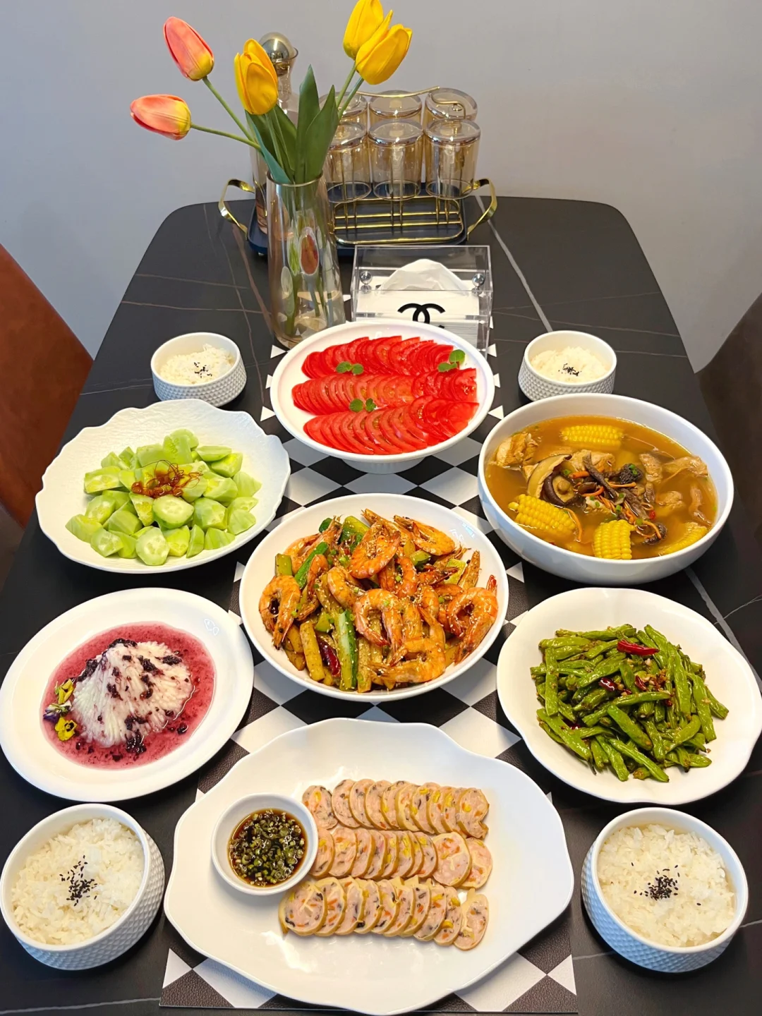 没有人天生爱做饭，尤其在这个40°的高温天气