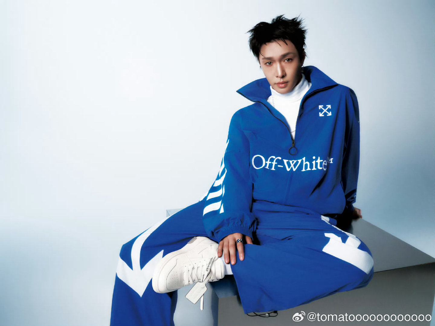 #张艺兴OFFWHITE品牌代言人# ​