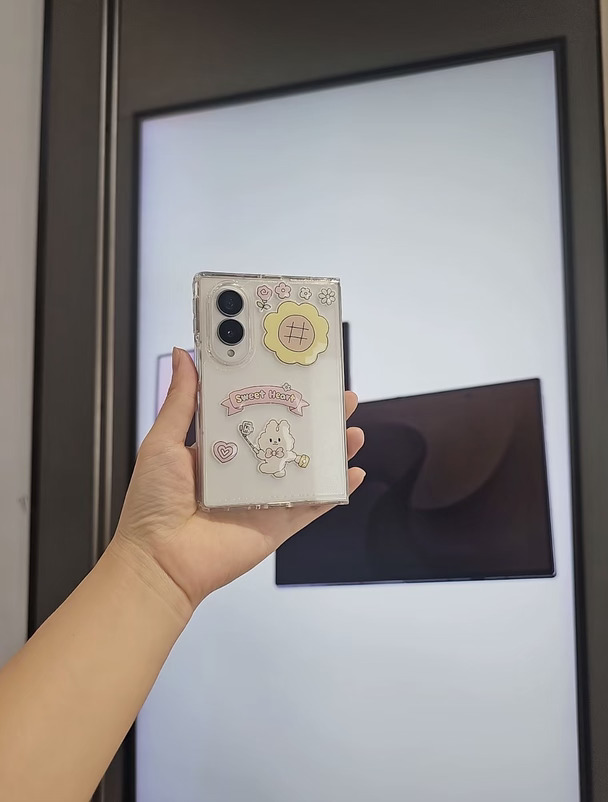 三星原装Z Fold8透明壳太单调？那我们就DIY