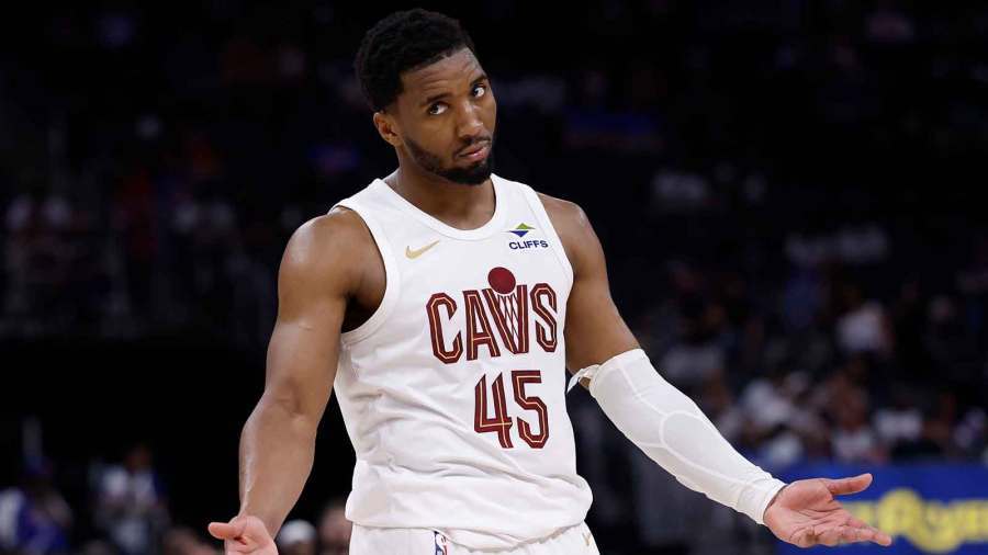 NBA锁定米切尔！骑士先固基石，再等詹皇落叶归根 ClutchPoin...