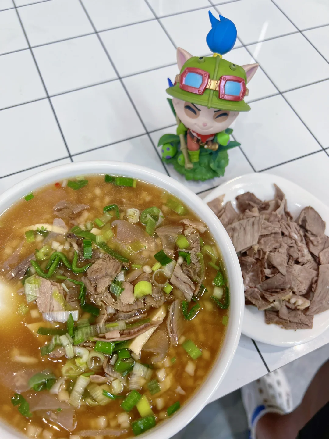 提莫先吃！牛肉小饭！