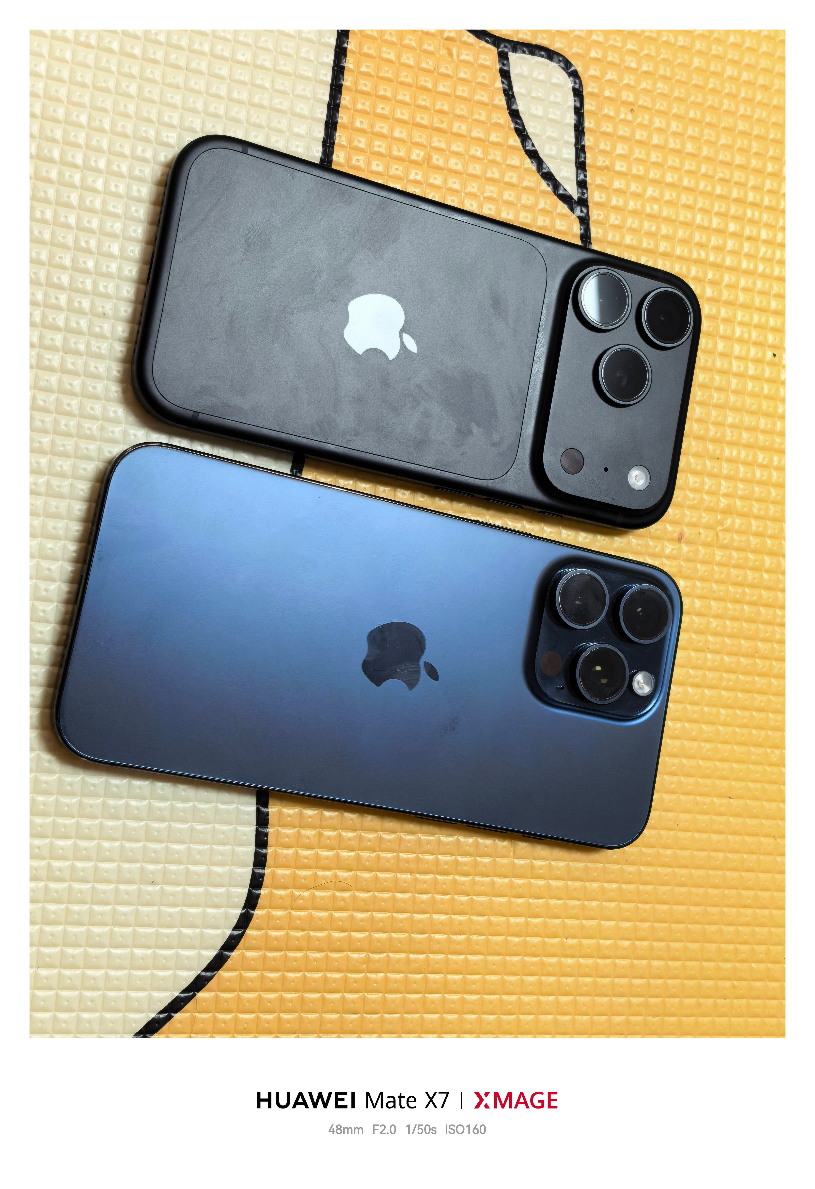 #iPhone18Pro1TB采用QLC# 
首发当天晚上10点拿到新手机，直到今天上午10点，才终于把数据导成功。整整折腾了约36个小时。

讲讲这次换机经历吧。

旧手机是iPhone 15 Pro Max，1TB，已经用了约900GB。为了把这些数据搬过去，我连换了四种办法。

第一招，无线互传。传的时候两台手机都没法正常用，等了 ​