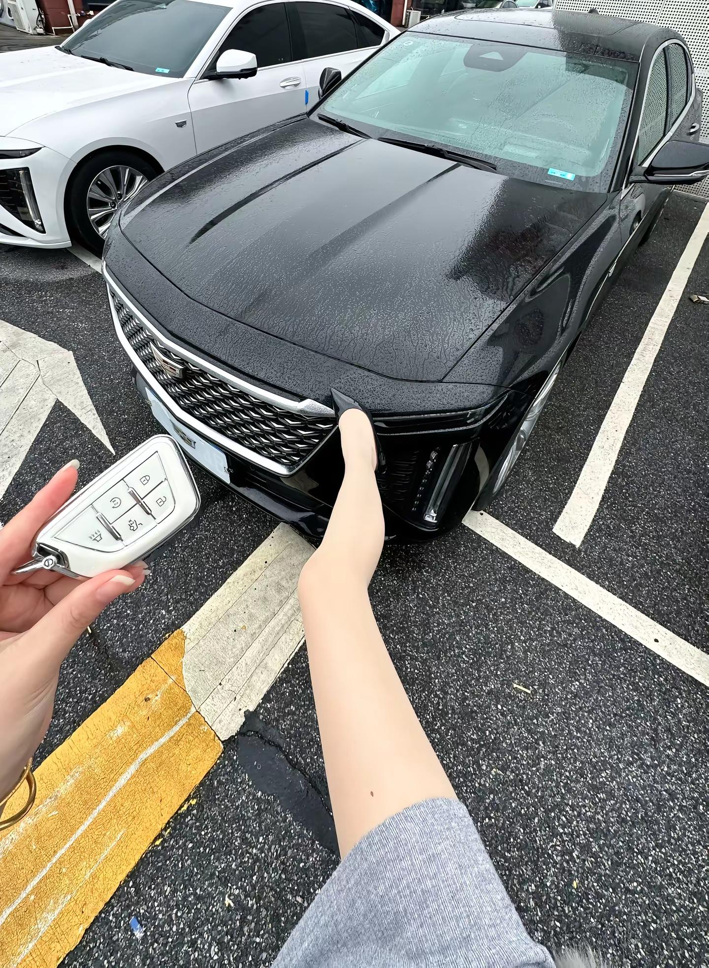 两字欢美一字狂，最硬轿跑我称王凯迪拉克 凯迪拉克ct5