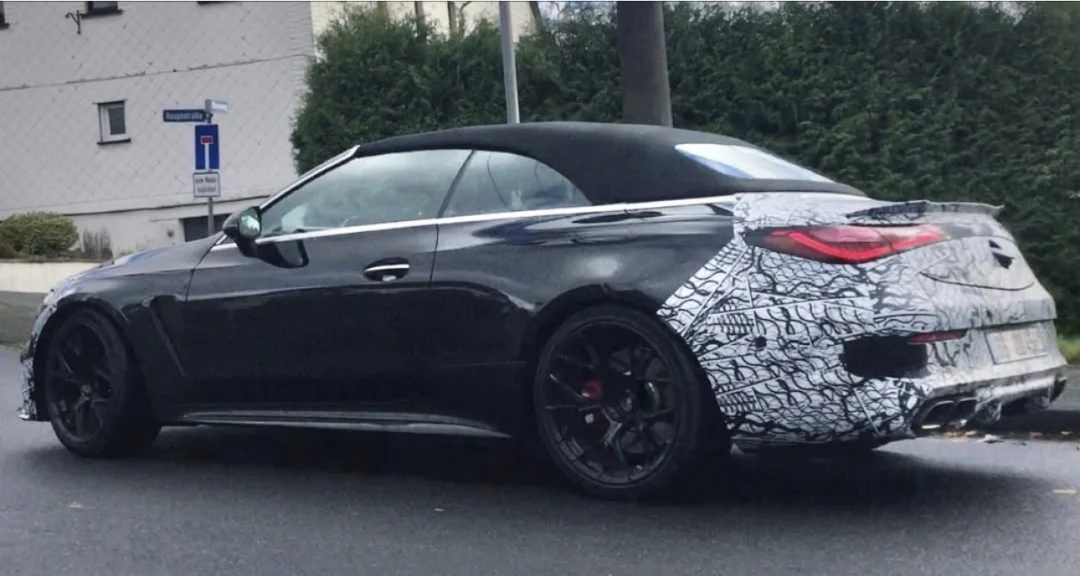 Mercedes AMG CLE 63 V8 谍照